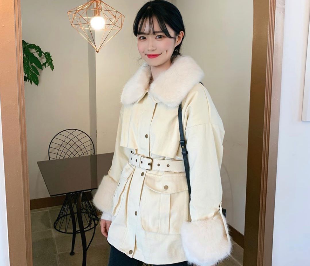 服装搭配:2020年这30套最火 “ 网红穿搭模板 ” 学会了,你就是时髦精!(图10) (图10)